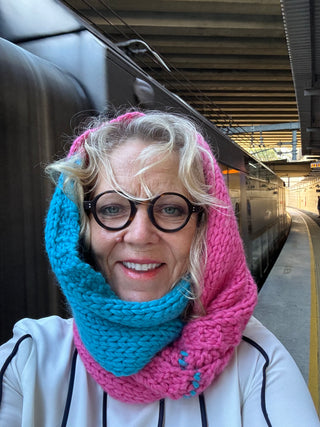 SarahMo Bubble Gum Snood Pattern